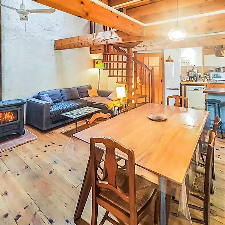 Дом отдыха 2 Bedroom Awesome In *