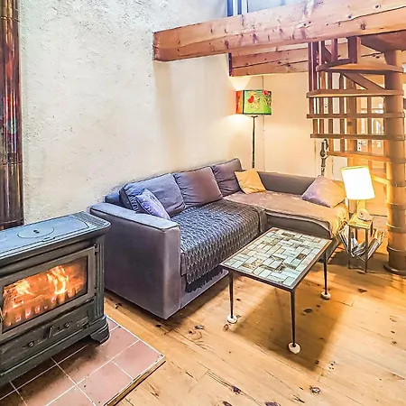 2 Bedroom Awesome In *