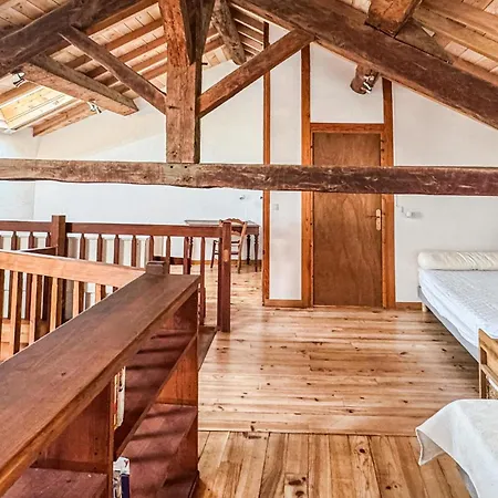Dom wakacyjny Piękny Dom Z 1 Sypialnią W Les Cabannes (Ariege)